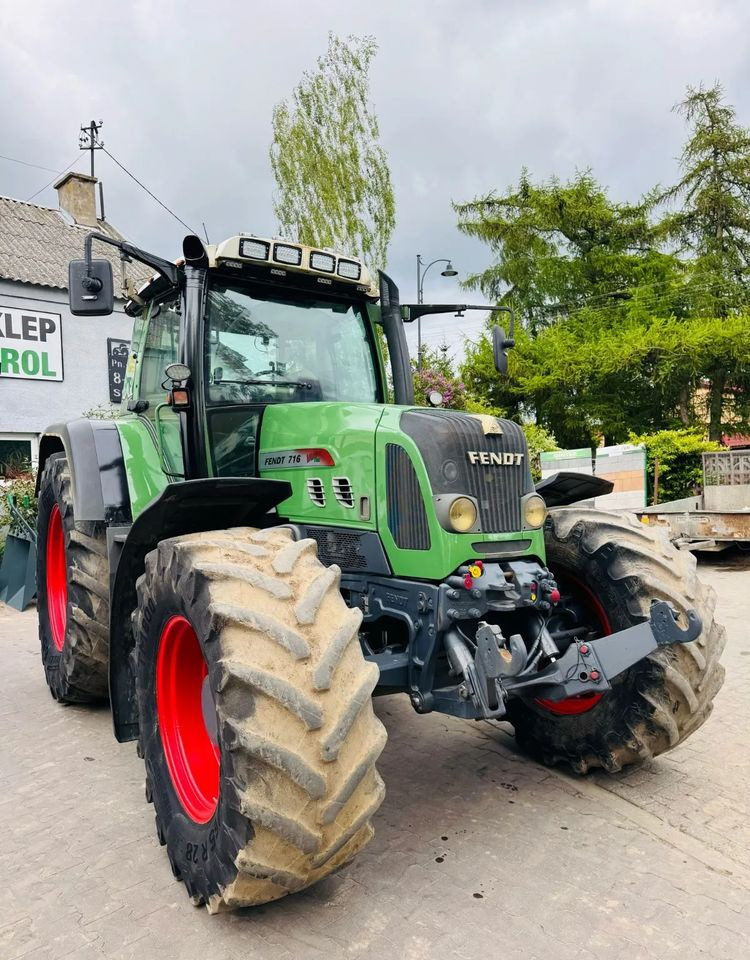 Fendt 716 Vario - Tractor: afbeelding 2 Fendt 716 Vario - Tractor: afbeelding 2