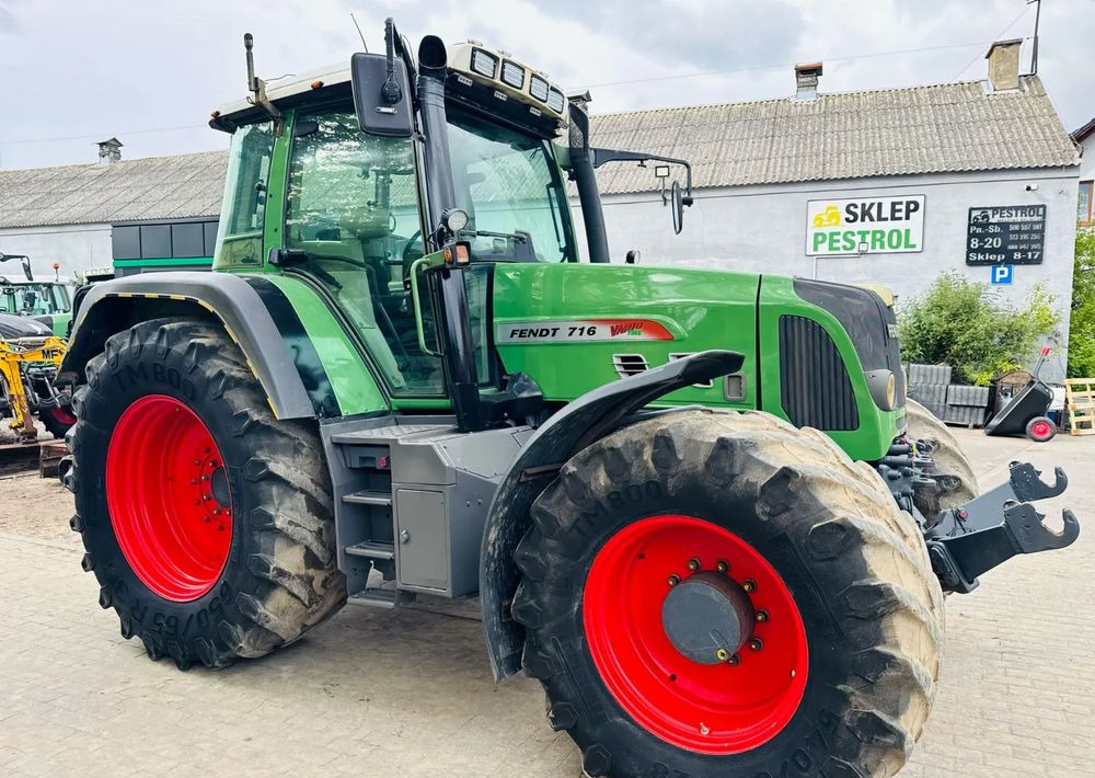 Tractor Fendt 716 Vario: afbeelding 8 Tractor Fendt 716 Vario: afbeelding 8