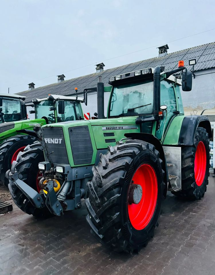 Fendt Favorit 818 - Tractor: afbeelding 1 Fendt Favorit 818 - Tractor: afbeelding 1