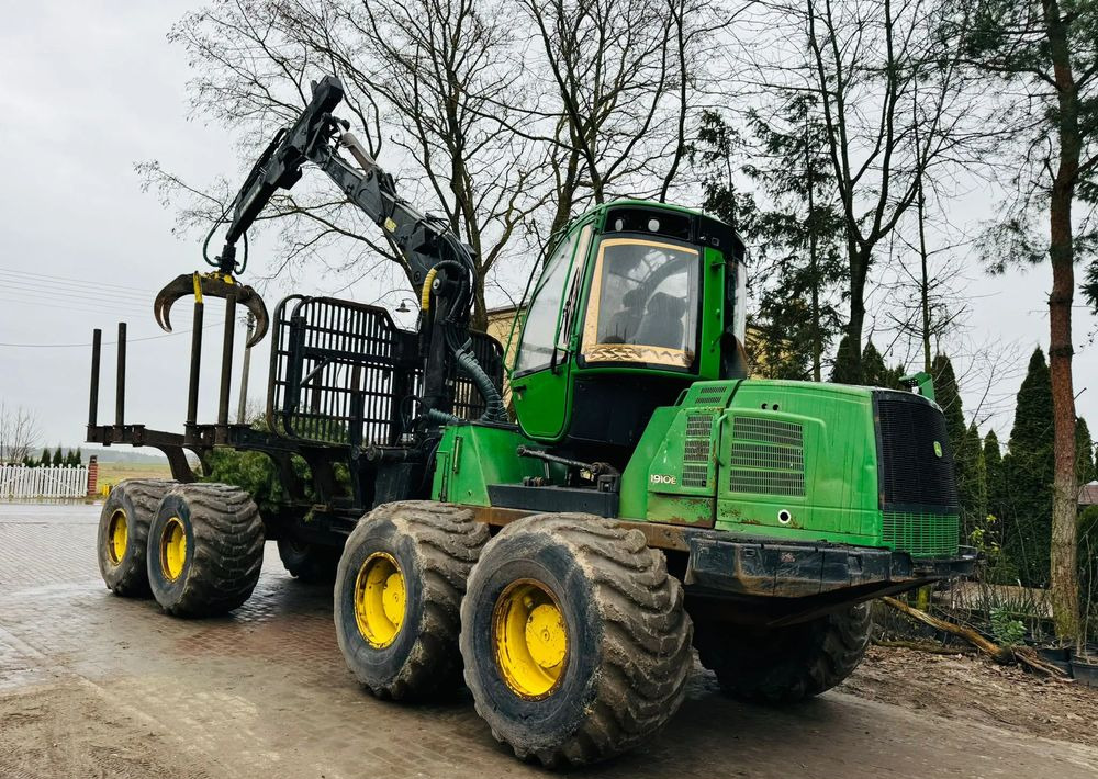 John Deere 1910E - Forwarder: afbeelding 3 John Deere 1910E - Forwarder: afbeelding 3