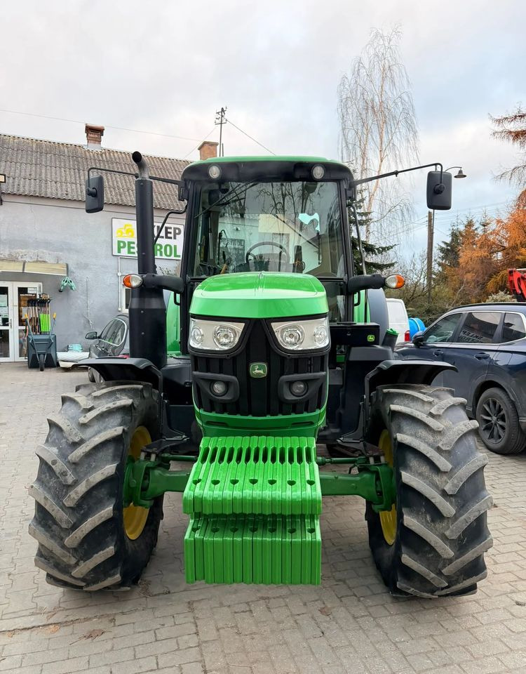 John Deere 6120M - Tractor: afbeelding 4 John Deere 6120M - Tractor: afbeelding 4