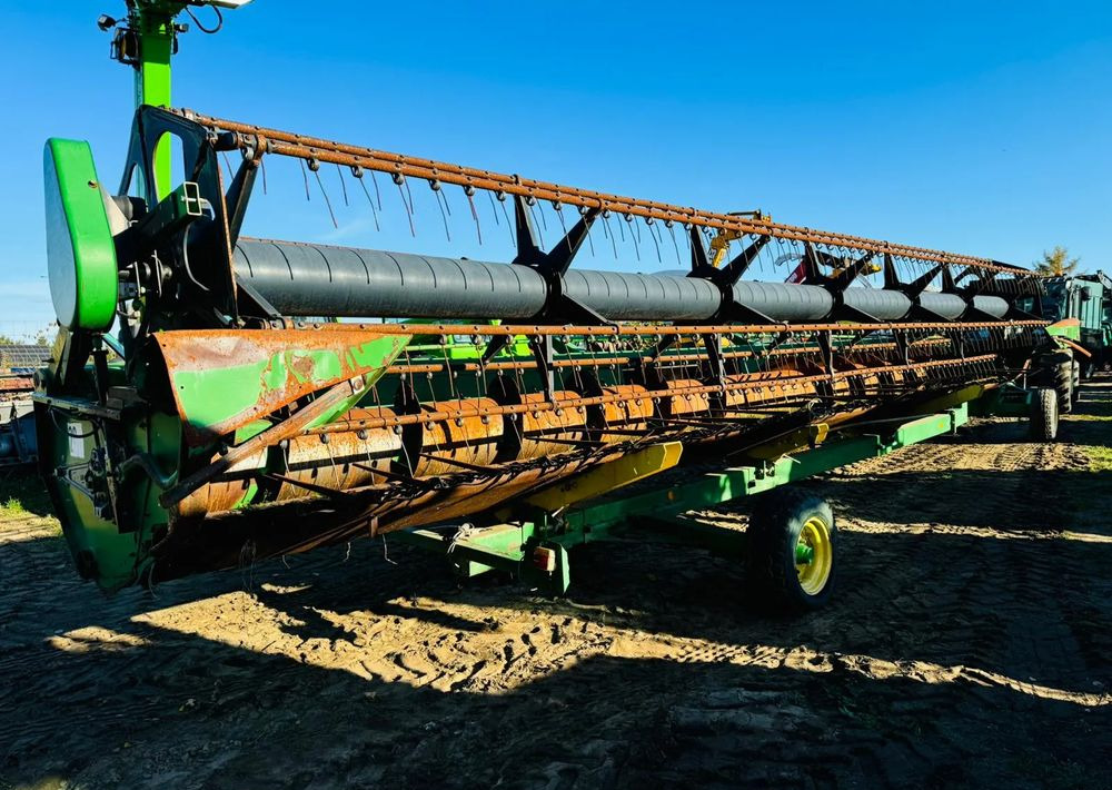 John Deere 630R - Graanmaaibord: afbeelding 3 John Deere 630R - Graanmaaibord: afbeelding 3