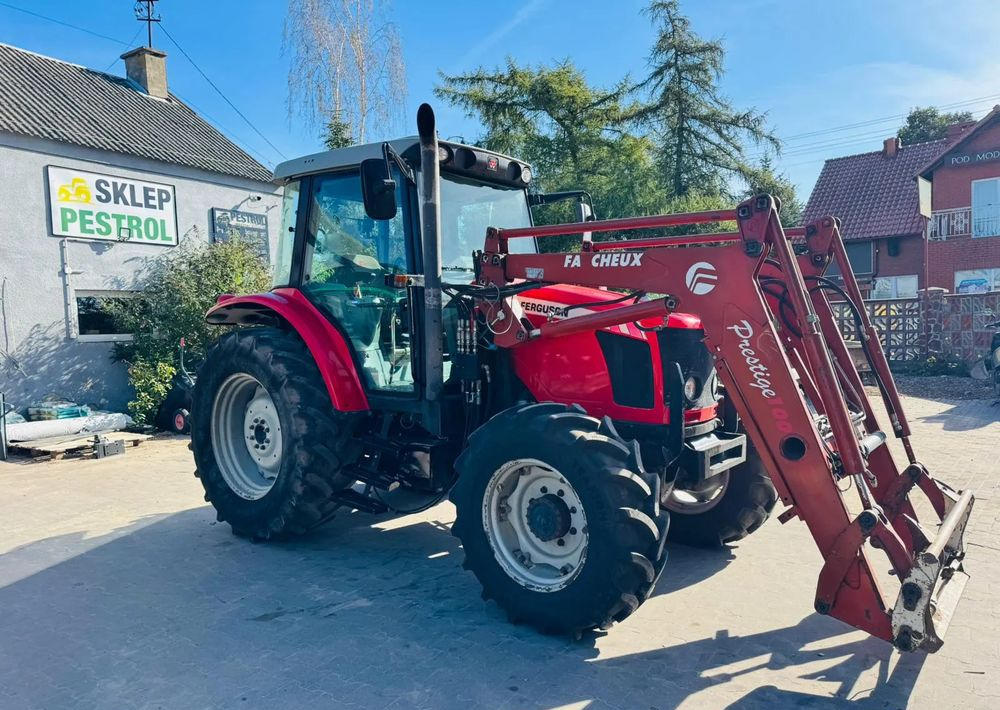 Massey Ferguson 5445 Dyna 4 - Tractor: afbeelding 3 Massey Ferguson 5445 Dyna 4 - Tractor: afbeelding 3