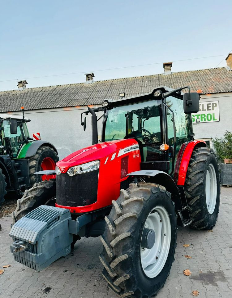 Massey Ferguson 6713 - Tractor: afbeelding 2 Massey Ferguson 6713 - Tractor: afbeelding 2