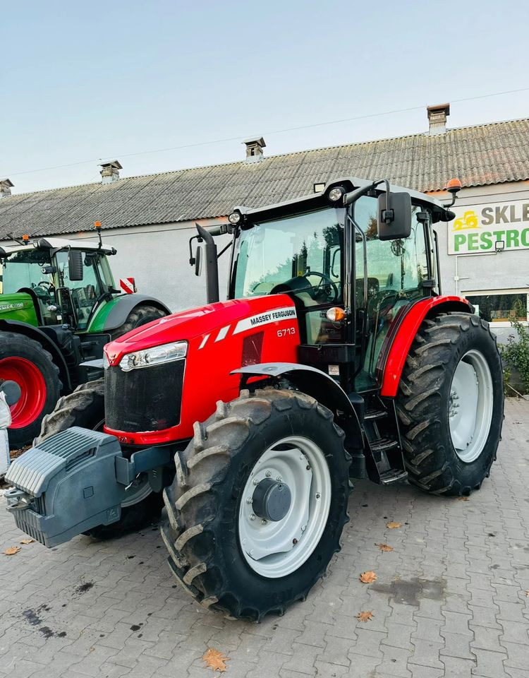 Massey Ferguson 6713 - Tractor: afbeelding 1 Massey Ferguson 6713 - Tractor: afbeelding 1