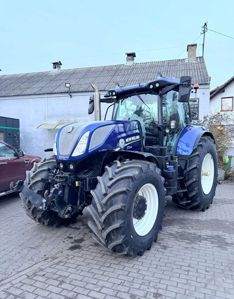 New Holland T7.230 Blue Power Autocommand - Tractor: afbeelding 2 New Holland T7.230 Blue Power Autocommand - Tractor: afbeelding 2
