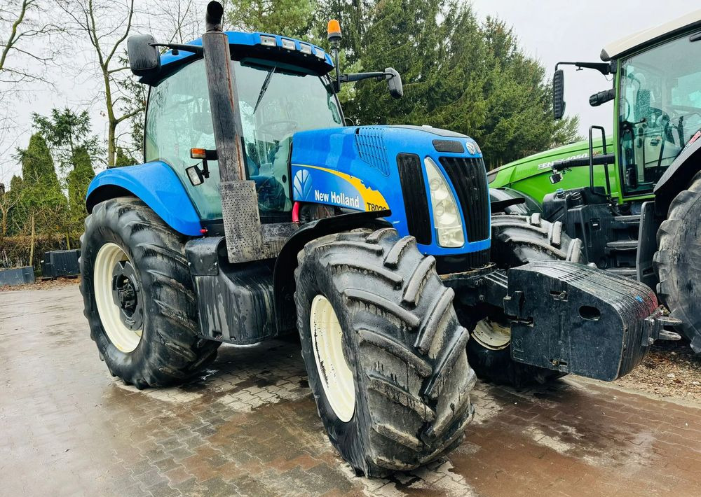 New Holland T8020 - Tractor: afbeelding 3 New Holland T8020 - Tractor: afbeelding 3