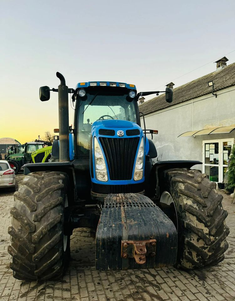 New Holland T8040 - Tractor: afbeelding 4 New Holland T8040 - Tractor: afbeelding 4