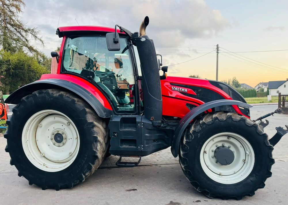 Valtra T214 ACTIVE - Tractor: afbeelding 3 Valtra T214 ACTIVE - Tractor: afbeelding 3