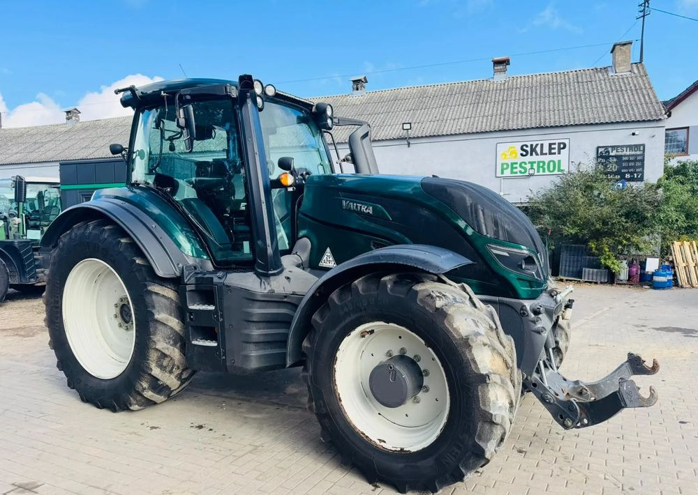 Valtra T214 Versu - Tractor: afbeelding 1 Valtra T214 Versu - Tractor: afbeelding 1