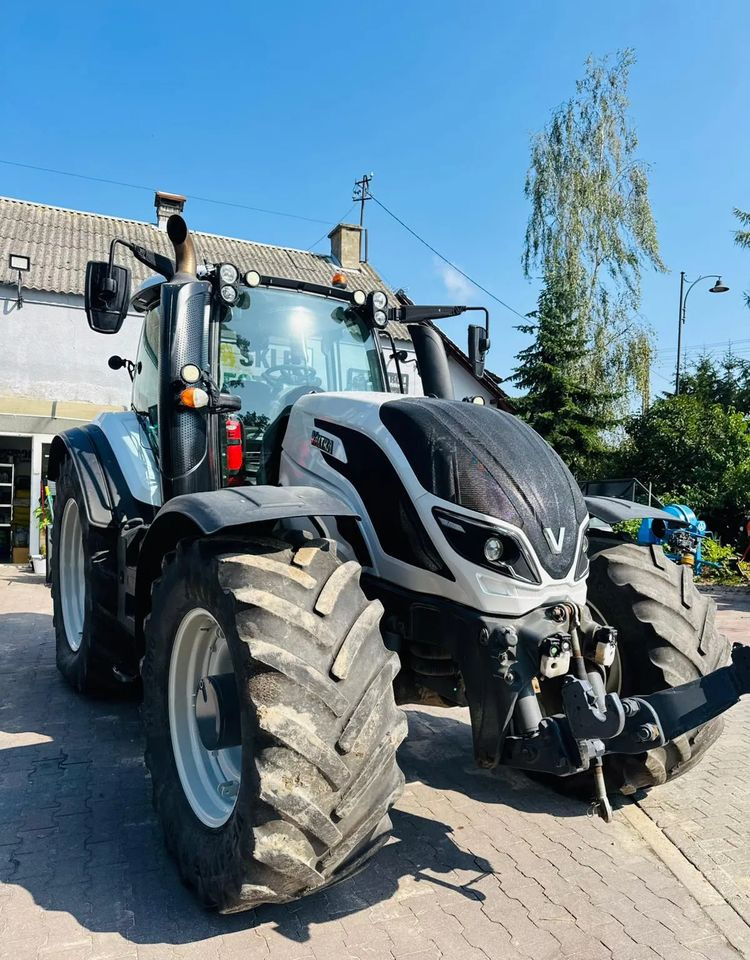 Valtra T254 Versu - Tractor: afbeelding 3 Valtra T254 Versu - Tractor: afbeelding 3