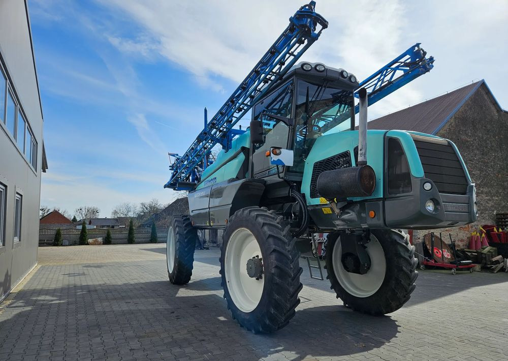 Berthoud Raptor 4200 D.P. TRONIC - Veldspuit: afbeelding 2 Berthoud Raptor 4200 D.P. TRONIC - Veldspuit: afbeelding 2