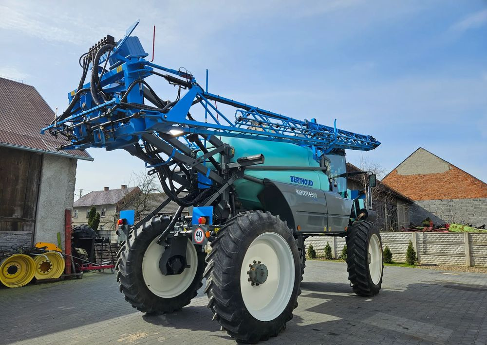 Berthoud Raptor 4200 D.P. TRONIC - Veldspuit: afbeelding 4 Berthoud Raptor 4200 D.P. TRONIC - Veldspuit: afbeelding 4