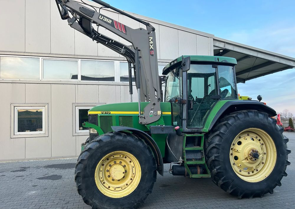 John Deere 7610 - Tractor: afbeelding 2 John Deere 7610 - Tractor: afbeelding 2