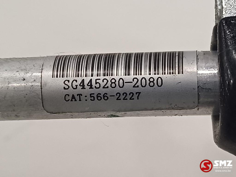 Caterpillar Cooling hose Caterpillar - Koelsysteem voor Intern transport: afbeelding 5 Caterpillar Cooling hose Caterpillar - Koelsysteem voor Intern transport: afbeelding 5