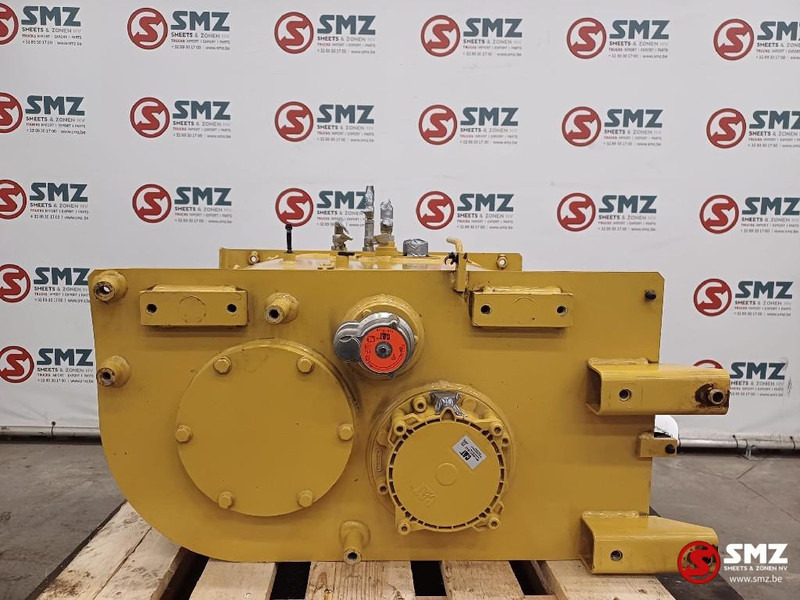 Caterpillar Hydraulic oil system Caterpillar - Hydrauliektank voor Intern transport: afbeelding 4 Caterpillar Hydraulic oil system Caterpillar - Hydrauliektank voor Intern transport: afbeelding 4