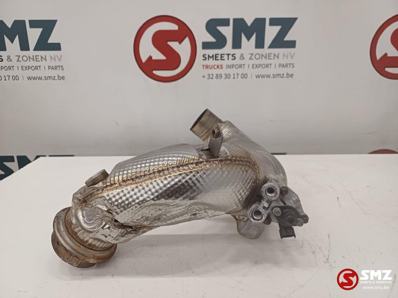 Caterpillar Tube Caterpillar - Geluiddemper/ Uitlaatsysteem voor Intern transport: afbeelding 3 Caterpillar Tube Caterpillar - Geluiddemper/ Uitlaatsysteem voor Intern transport: afbeelding 3