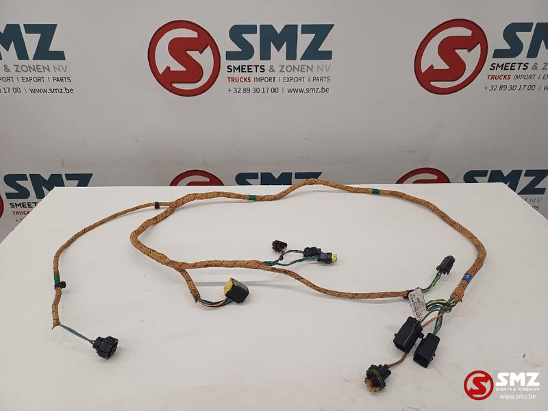 Caterpillar Wire harness Caterpillar - Kabels/ Draden voor Intern transport: afbeelding 1 Caterpillar Wire harness Caterpillar - Kabels/ Draden voor Intern transport: afbeelding 1