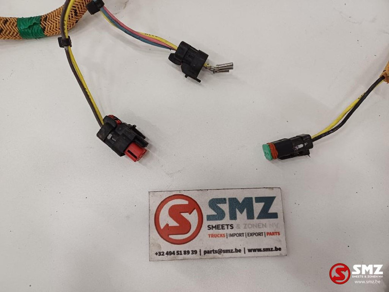 Caterpillar Wire harness Caterpillar - Kabels/ Draden voor Vrachtwagen: afbeelding 4 Caterpillar Wire harness Caterpillar - Kabels/ Draden voor Vrachtwagen: afbeelding 4