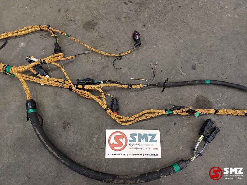 Caterpillar Wiring Harnesses Chassis / Engine / Lightning Cate - Kabels/ Draden voor Intern transport: afbeelding 3 Caterpillar Wiring Harnesses Chassis / Engine / Lightning Cate - Kabels/ Draden voor Intern transport: afbeelding 3