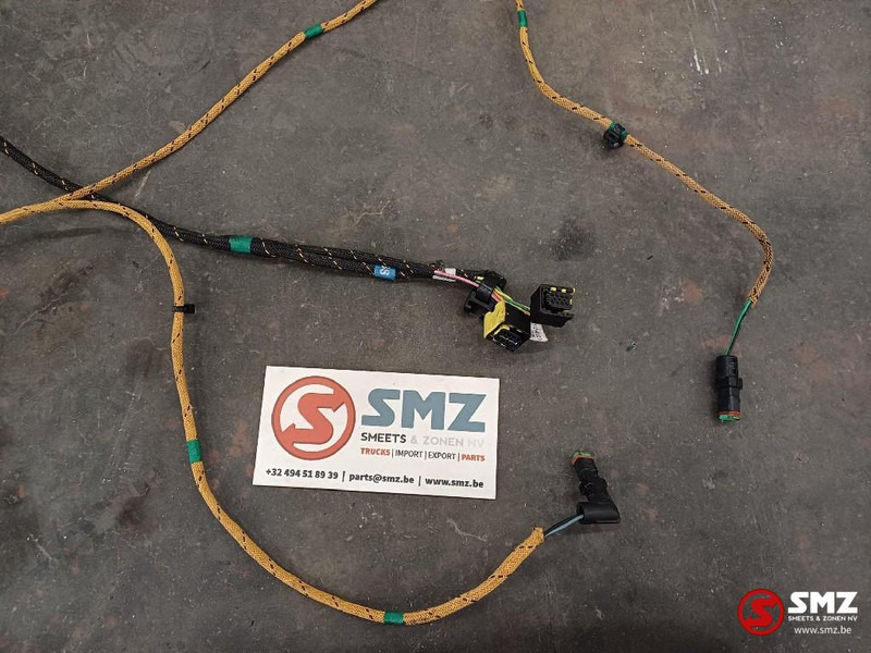 Caterpillar Wiring Harnesses Chassis / Engine / Lightning Cate - Kabels/ Draden voor Intern transport: afbeelding 2 Caterpillar Wiring Harnesses Chassis / Engine / Lightning Cate - Kabels/ Draden voor Intern transport: afbeelding 2