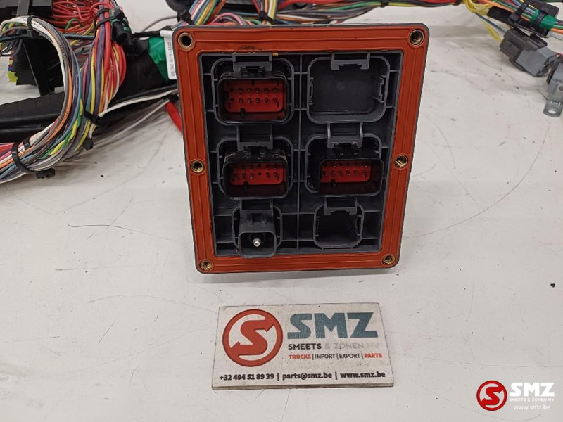 Caterpillar Wiring harness cab Caterpillar - Kabels/ Draden voor Vrachtwagen: afbeelding 4 Caterpillar Wiring harness cab Caterpillar - Kabels/ Draden voor Vrachtwagen: afbeelding 4
