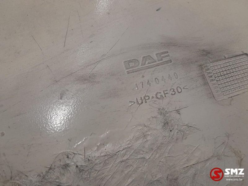 DAF Occ cabinespoiler links DAF XF 105 1740449 - Aerokit/ Spoiler voor Vrachtwagen: afbeelding 3 DAF Occ cabinespoiler links DAF XF 105 1740449 - Aerokit/ Spoiler voor Vrachtwagen: afbeelding 3