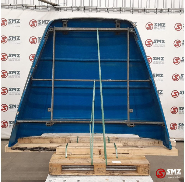 DAF Occ dakspoiler XF95 DAF - Aerokit/ Spoiler voor Vrachtwagen: afbeelding 2 DAF Occ dakspoiler XF95 DAF - Aerokit/ Spoiler voor Vrachtwagen: afbeelding 2