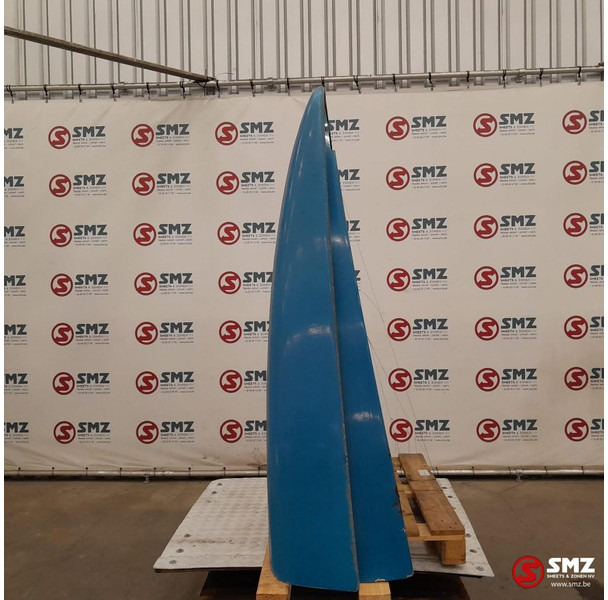 DAF Occ dakspoiler XF95 DAF - Aerokit/ Spoiler voor Vrachtwagen: afbeelding 4 DAF Occ dakspoiler XF95 DAF - Aerokit/ Spoiler voor Vrachtwagen: afbeelding 4