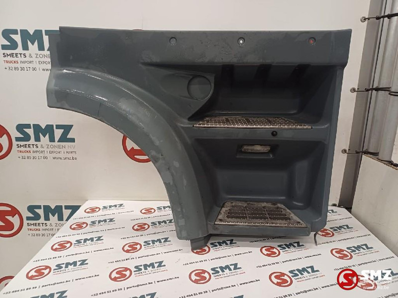 DAF Occ opstapbak rechts DAF - Cabine en interieur voor Vrachtwagen: afbeelding 1 DAF Occ opstapbak rechts DAF - Cabine en interieur voor Vrachtwagen: afbeelding 1