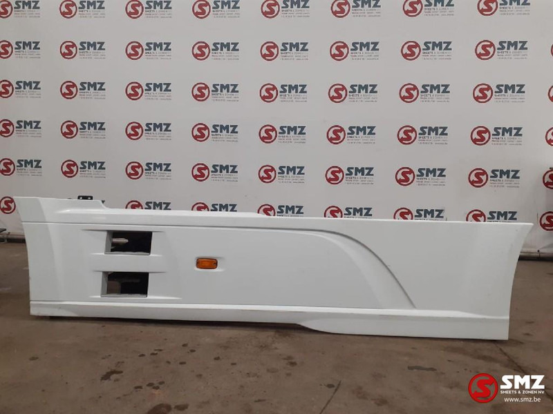 DAF Occ side skirt links DAF - Frame/ Chassis voor Vrachtwagen: afbeelding 1 DAF Occ side skirt links DAF - Frame/ Chassis voor Vrachtwagen: afbeelding 1