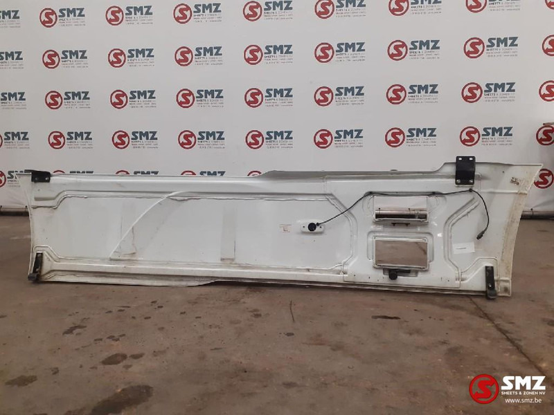 DAF Occ side skirt links DAF - Frame/ Chassis voor Vrachtwagen: afbeelding 2 DAF Occ side skirt links DAF - Frame/ Chassis voor Vrachtwagen: afbeelding 2