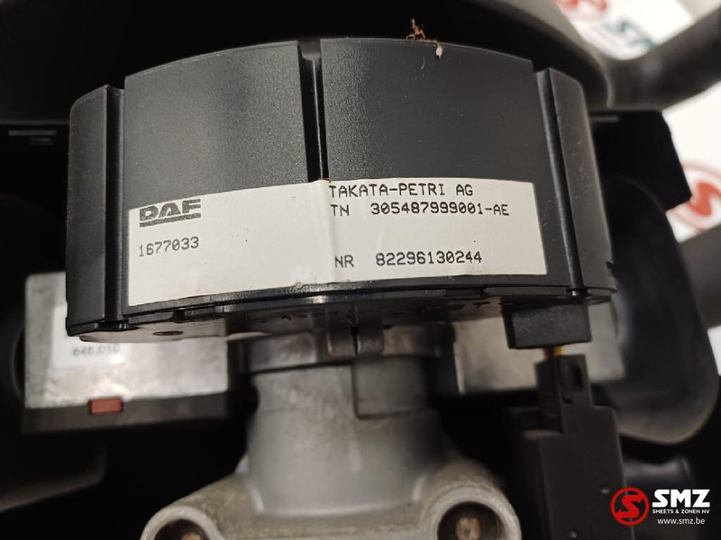 DAF Occ stuurwiel + stuurkolom + stuurkolomschakelaars - Stuurinrichting voor Vrachtwagen: afbeelding 4 DAF Occ stuurwiel + stuurkolom + stuurkolomschakelaars - Stuurinrichting voor Vrachtwagen: afbeelding 4