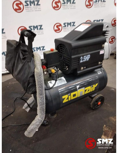 Diversen Occ mobiele compressor 120l/min - Luchtcompressor: afbeelding 1 Diversen Occ mobiele compressor 120l/min - Luchtcompressor: afbeelding 1