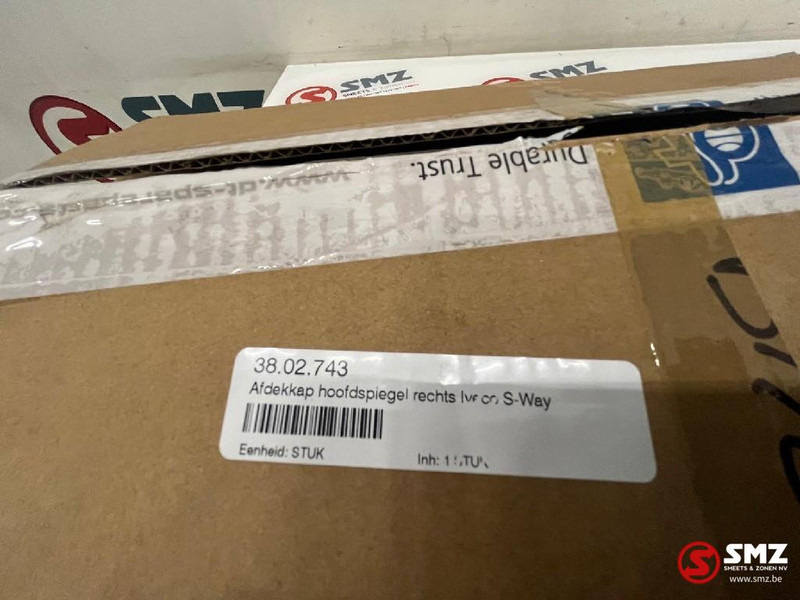 Iveco Afdekkap spiegel rechts - Achteruitkijkspiegel voor Vrachtwagen: afbeelding 5 Iveco Afdekkap spiegel rechts - Achteruitkijkspiegel voor Vrachtwagen: afbeelding 5