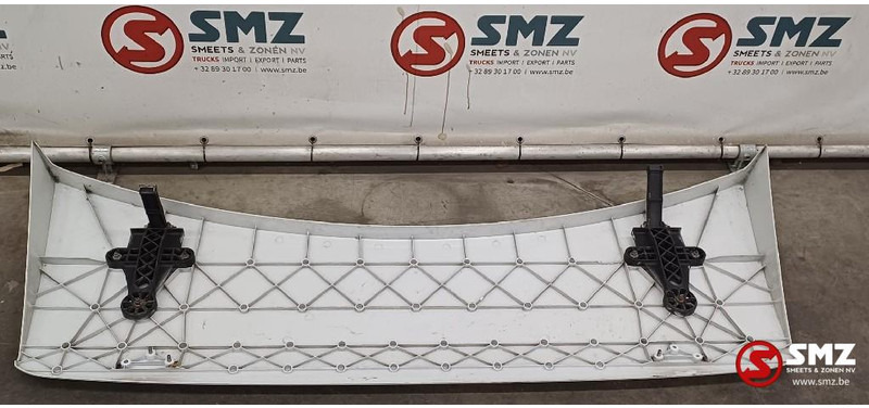 Iveco Occ set cabinespoilers Iveco - Aerokit/ Spoiler voor Vrachtwagen: afbeelding 3 Iveco Occ set cabinespoilers Iveco - Aerokit/ Spoiler voor Vrachtwagen: afbeelding 3