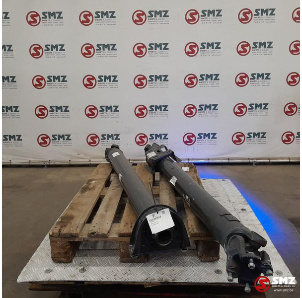 Iveco Occ set cardanassen Iveco - Aandrijfas voor Vrachtwagen: afbeelding 4 Iveco Occ set cardanassen Iveco - Aandrijfas voor Vrachtwagen: afbeelding 4