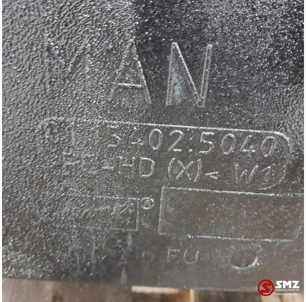 MAN Occ AdBluetank 35L + AdBlueniveausensor MAN - Brandstoftoevoer voor Vrachtwagen: afbeelding 5 MAN Occ AdBluetank 35L + AdBlueniveausensor MAN - Brandstoftoevoer voor Vrachtwagen: afbeelding 5