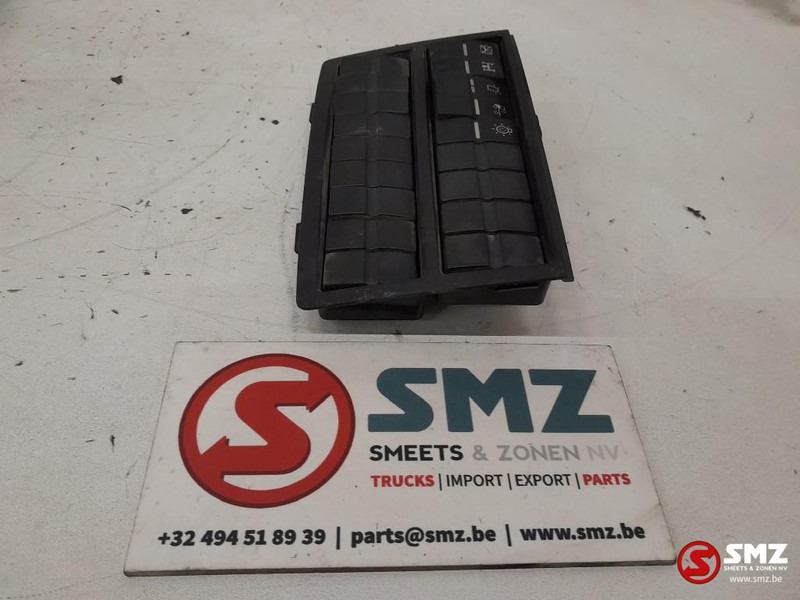 MAN Occ dashbordschakelaar MAN - Elektrisch systeem voor Vrachtwagen: afbeelding 4 MAN Occ dashbordschakelaar MAN - Elektrisch systeem voor Vrachtwagen: afbeelding 4