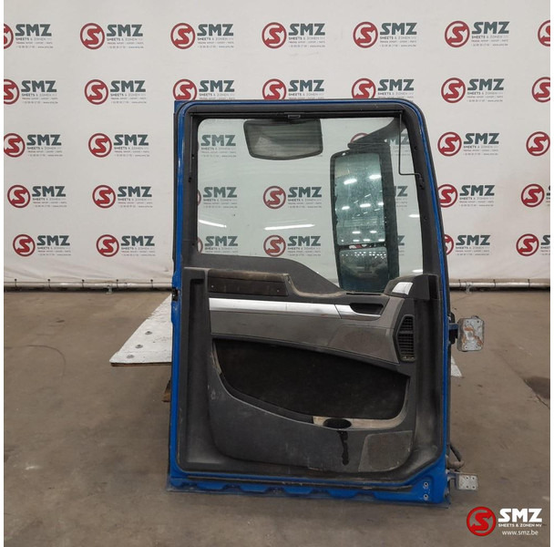 MAN Occ deur links MAN - Deur en onderdelen voor Vrachtwagen: afbeelding 2 MAN Occ deur links MAN - Deur en onderdelen voor Vrachtwagen: afbeelding 2