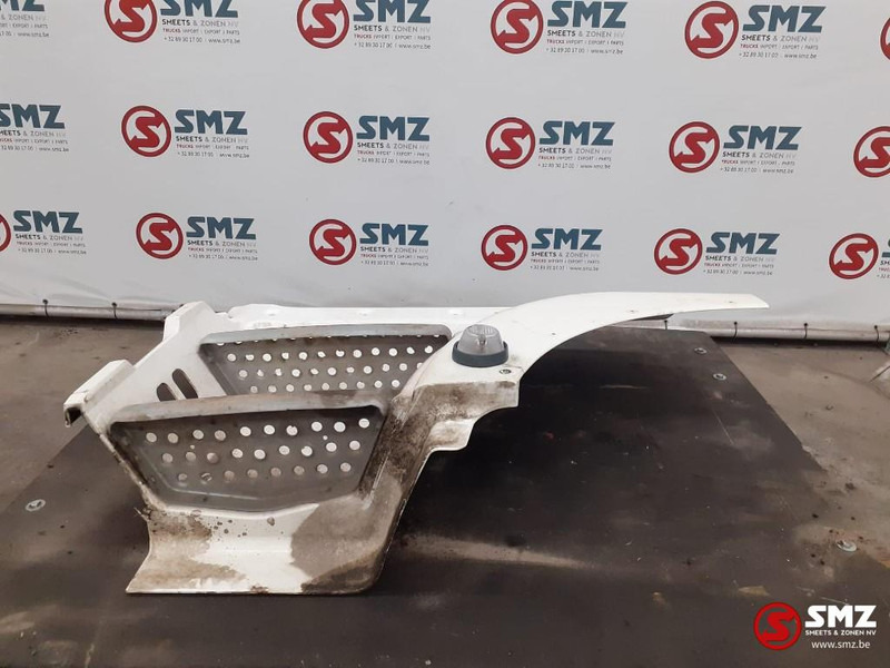 MAN Occ opstapbak links MAN - Cabine en interieur voor Vrachtwagen: afbeelding 1 MAN Occ opstapbak links MAN - Cabine en interieur voor Vrachtwagen: afbeelding 1