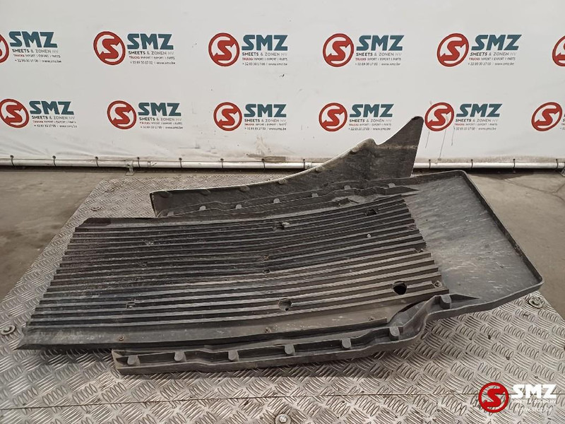 MAN Occ spatbord vooraan rechts MAN - Carrosserie en exterieur voor Vrachtwagen: afbeelding 2 MAN Occ spatbord vooraan rechts MAN - Carrosserie en exterieur voor Vrachtwagen: afbeelding 2