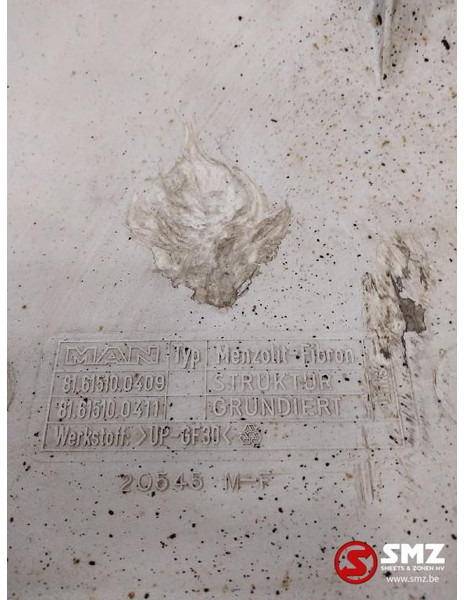 MAN Occ spatbordverlenging links MAN TGX - Carrosserie en exterieur voor Vrachtwagen: afbeelding 4 MAN Occ spatbordverlenging links MAN TGX - Carrosserie en exterieur voor Vrachtwagen: afbeelding 4