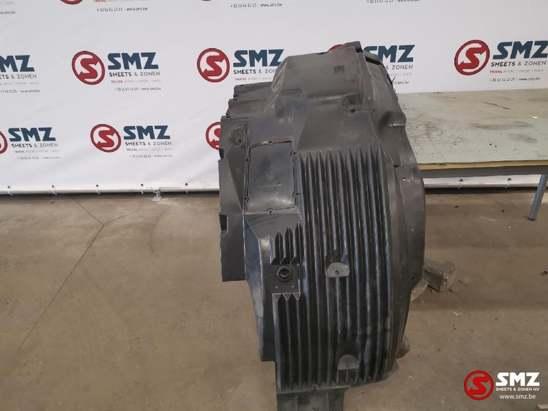 MAN Occ wielkast bekleding links MAN TGX - Carrosserie en exterieur voor Vrachtwagen: afbeelding 4 MAN Occ wielkast bekleding links MAN TGX - Carrosserie en exterieur voor Vrachtwagen: afbeelding 4