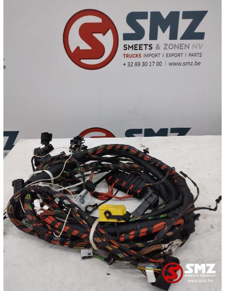 Mercedes-Benz Linkervoordeurkabelboom mercedes sprinter w906 - Kabels/ Draden voor Vrachtwagen: afbeelding 1 Mercedes-Benz Linkervoordeurkabelboom mercedes sprinter w906 - Kabels/ Draden voor Vrachtwagen: afbeelding 1