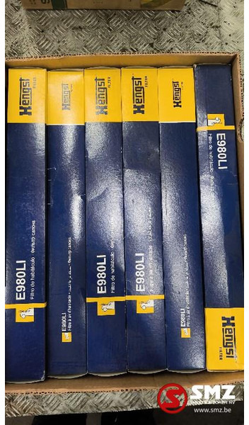 Mercedes-Benz Lot van 6 luchtfilters Mercedes - Luchtfilter voor Vrachtwagen: afbeelding 1 Mercedes-Benz Lot van 6 luchtfilters Mercedes - Luchtfilter voor Vrachtwagen: afbeelding 1