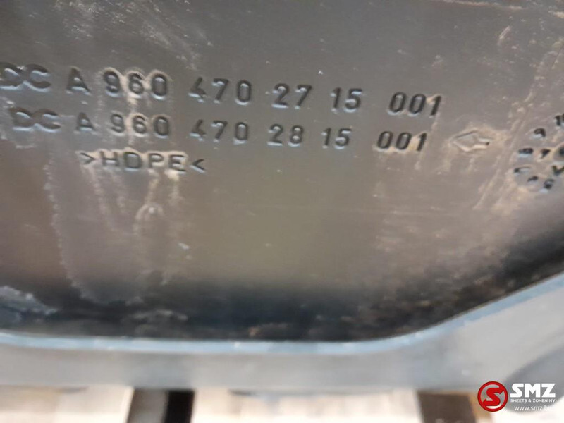 Mercedes-Benz Occ AdBluetank 60L Mercedes Actros A9604702715 - Brandstoftoevoer voor Vrachtwagen: afbeelding 5 Mercedes-Benz Occ AdBluetank 60L Mercedes Actros A9604702715 - Brandstoftoevoer voor Vrachtwagen: afbeelding 5