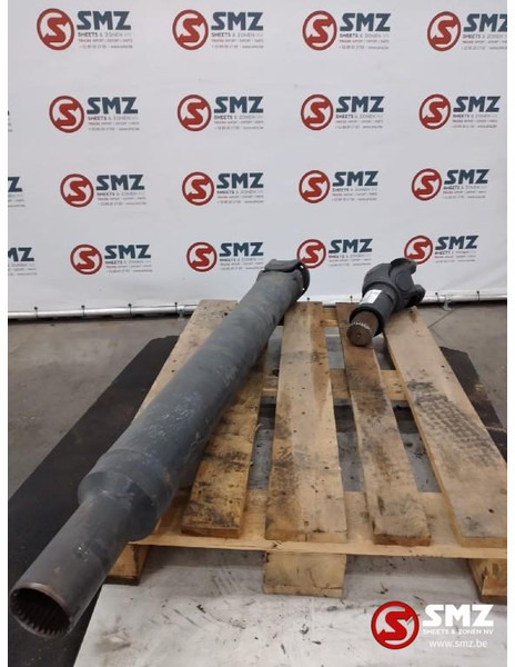 Mercedes-Benz Occ Cardanas Mercedes - Aandrijfas voor Vrachtwagen: afbeelding 1 Mercedes-Benz Occ Cardanas Mercedes - Aandrijfas voor Vrachtwagen: afbeelding 1