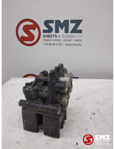 Mercedes-Benz Occ ECAS magneetventiel Mercedes Actros MP4 A00132 - ECU voor Vrachtwagen: afbeelding 1 Mercedes-Benz Occ ECAS magneetventiel Mercedes Actros MP4 A00132 - ECU voor Vrachtwagen: afbeelding 1