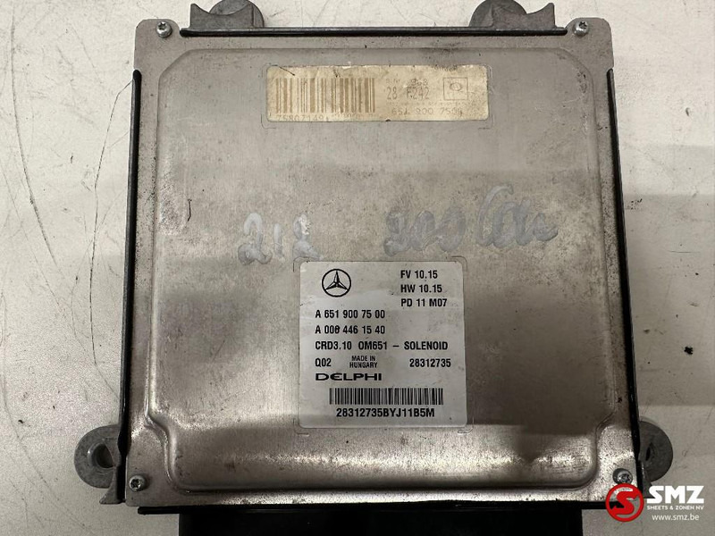 Mercedes-Benz Occ Ecu - MB W212 E CLASSE - ECU voor Personenwagen: afbeelding 3 Mercedes-Benz Occ Ecu - MB W212 E CLASSE - ECU voor Personenwagen: afbeelding 3